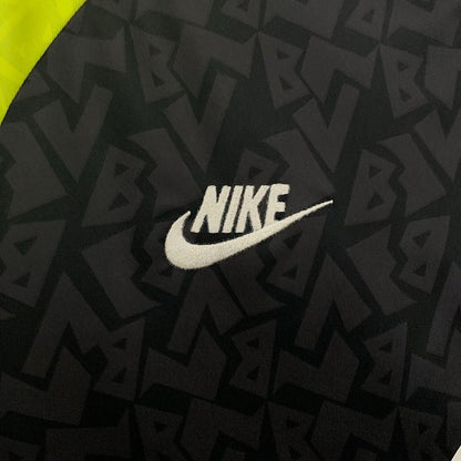 Retro Borussia Dortmund 1995-1996 Away Fan