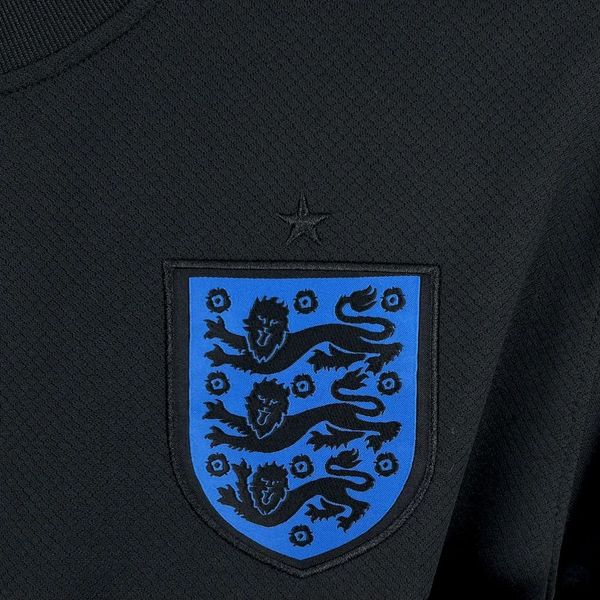 England 2025-2026 Away Fan