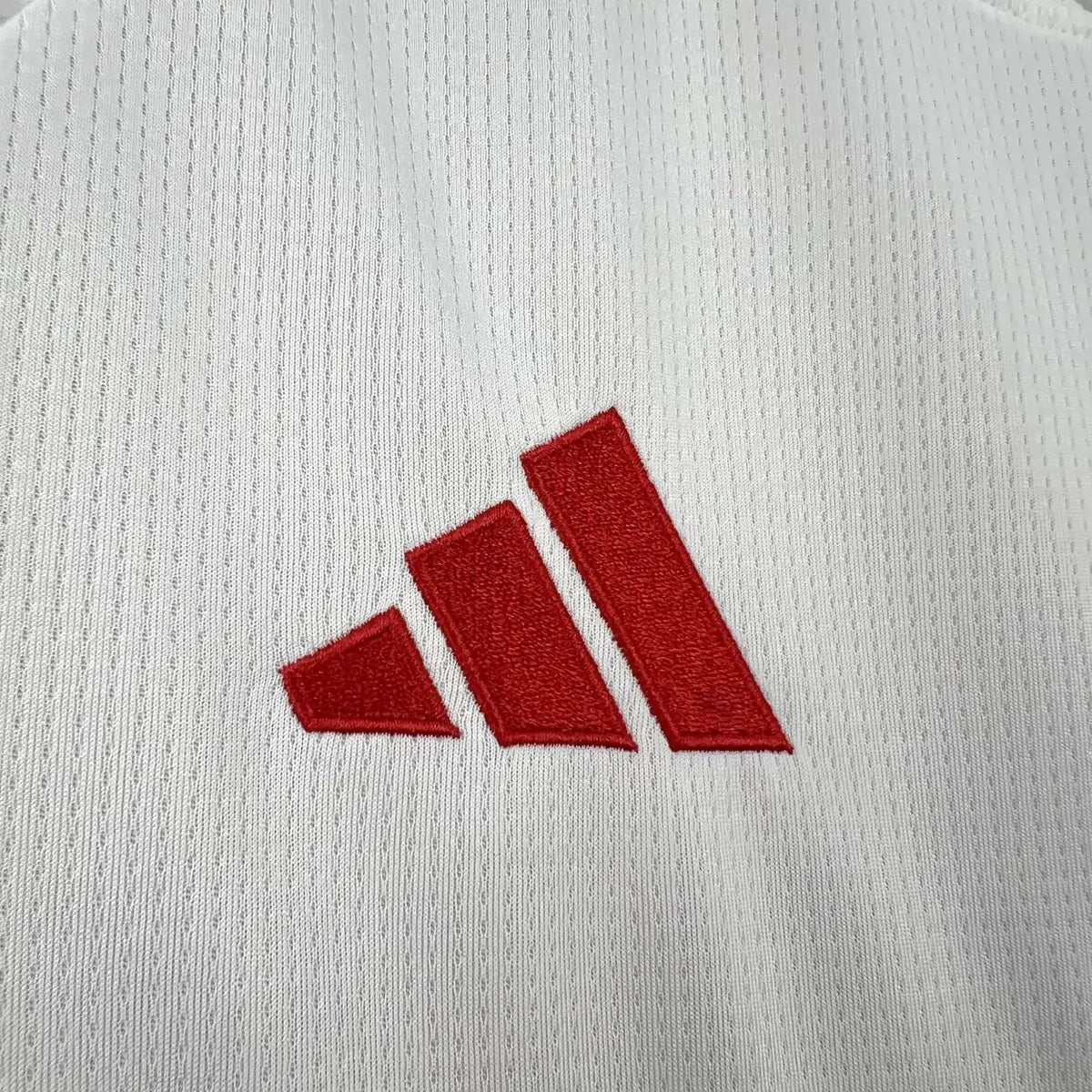 Flamengo 2026-2027 Away Fan Jersey Women - View 5