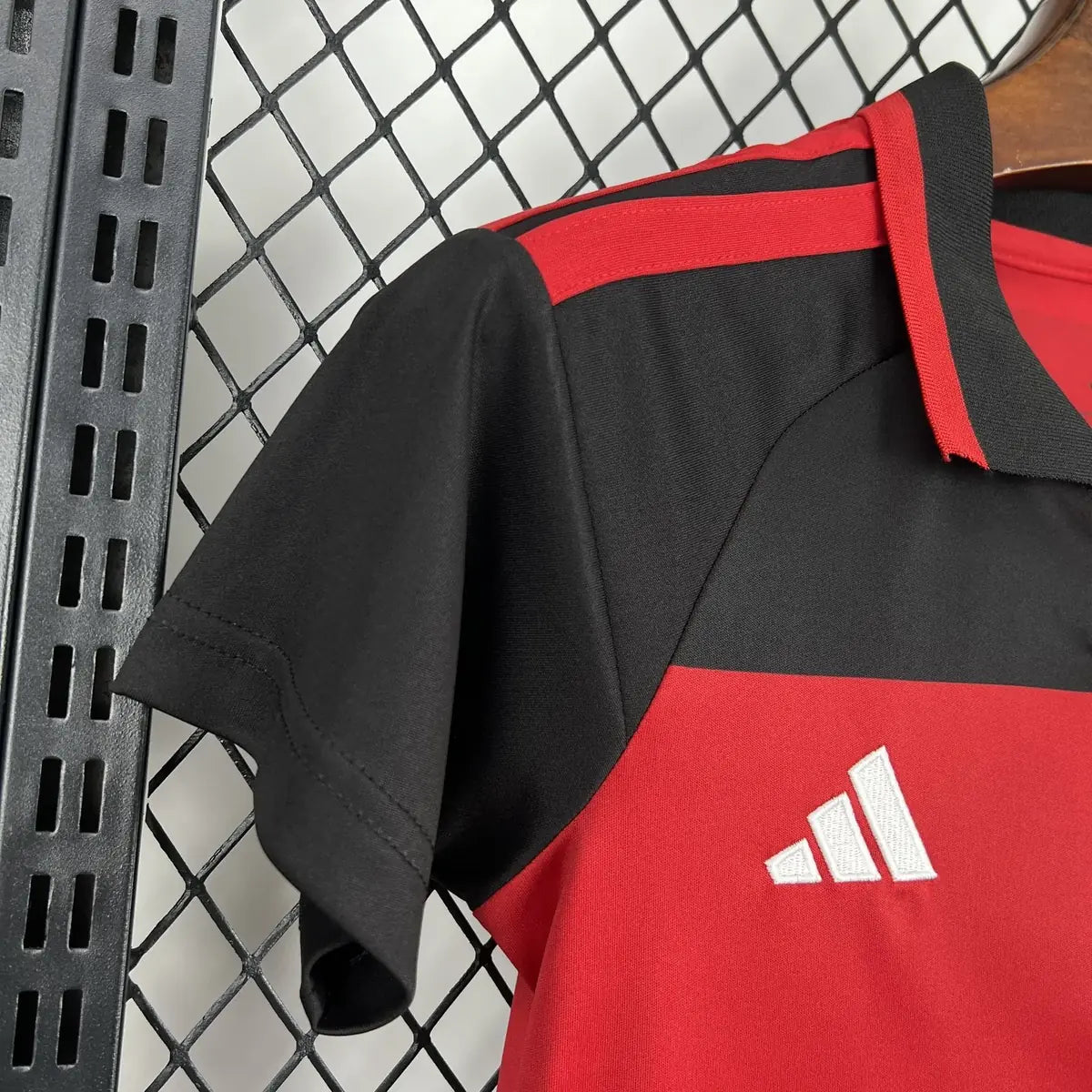 Flamengo 2026-2027 Home Fan Jersey Women - View 4