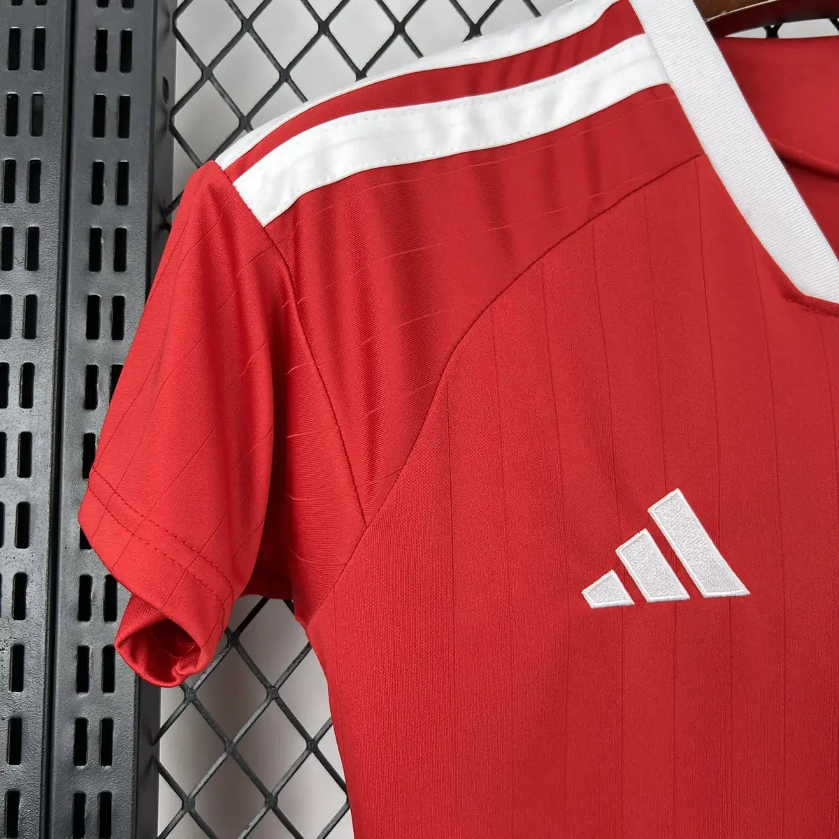 Internacional 2026-2027 Home Fan Jersey Women - View 4