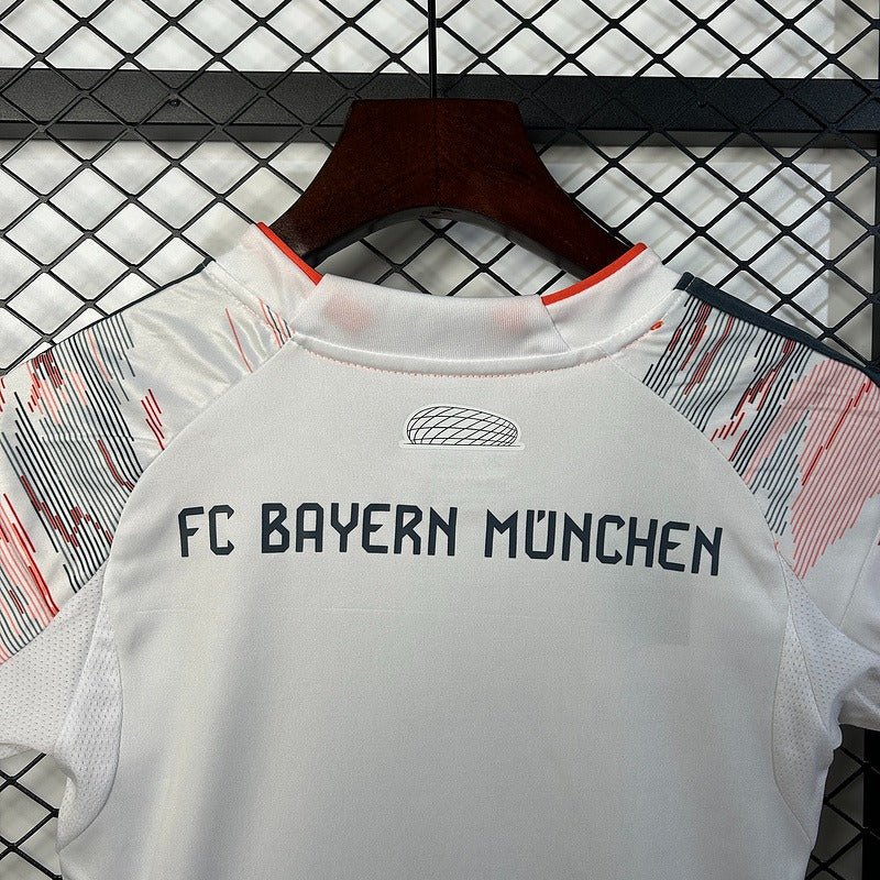 FC Bayern Munich 2025/2026 Away - Fan Version [Kids]