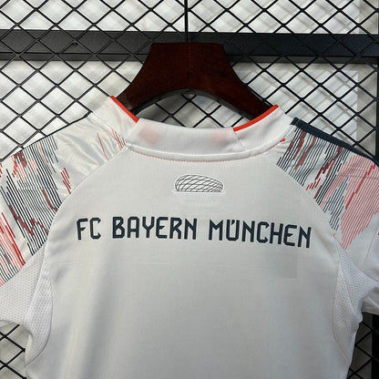 FC Bayern Munich 2025/2026 Away - Fan Version [Kids]