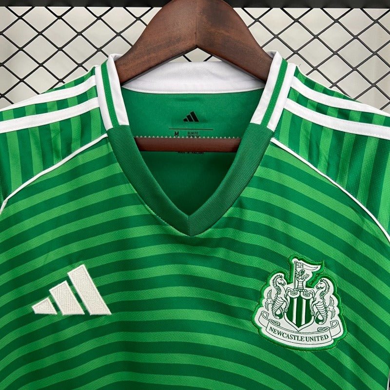 Newcastle United 2025/2026 Away - Fan Version [Adult]