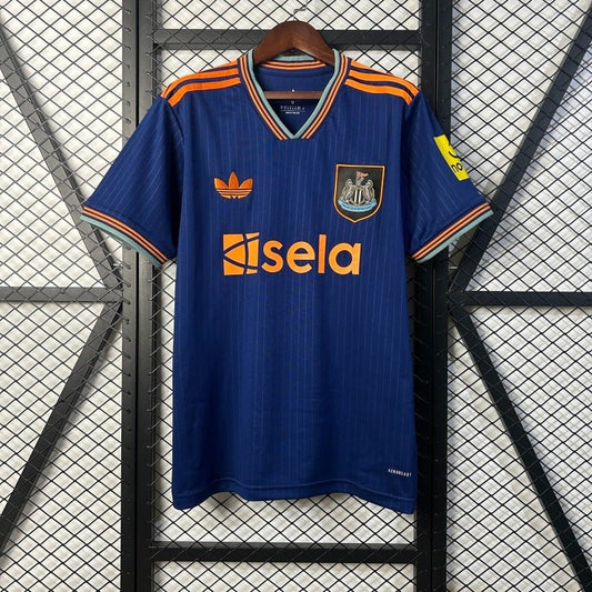 Newcastle United 2025/2026 Troisième maillot - Version fan [Adulte]