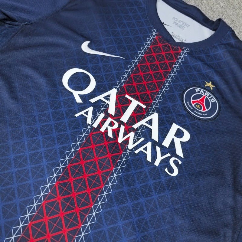 Camiseta de aficionado de local del Paris Saint-Germain 2025-2026