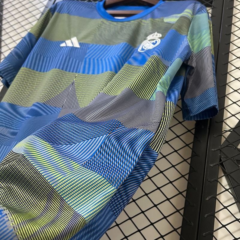 Real Madrid 2025/2026 Training Shirt - Fan Version [Adult]