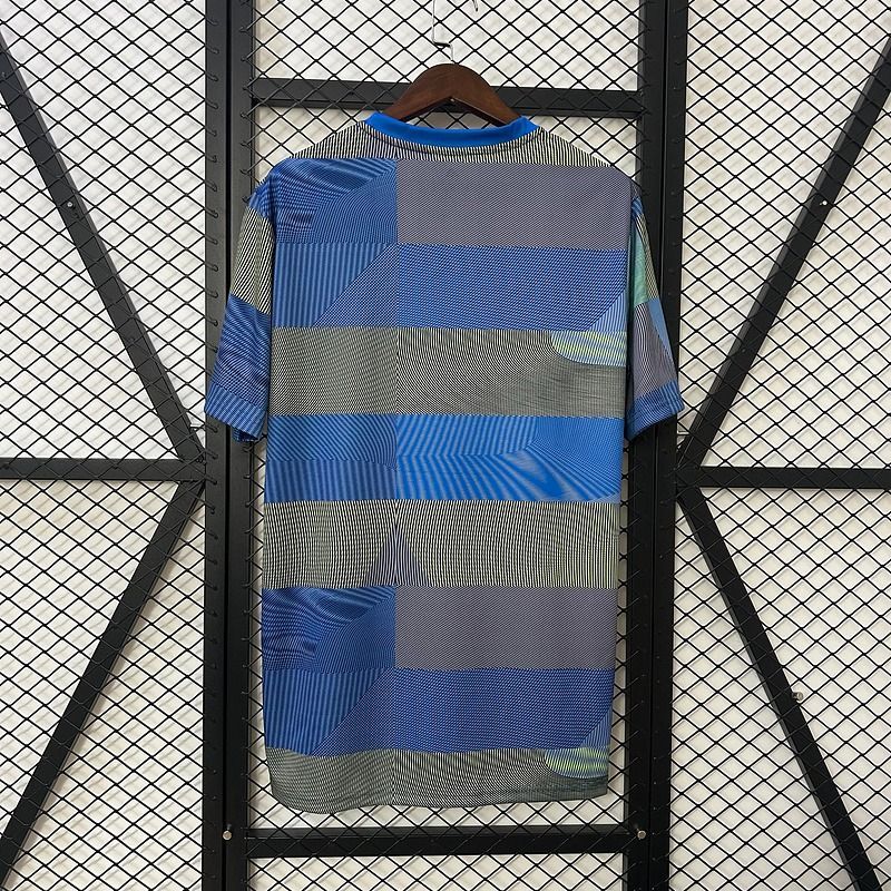 Real Madrid 2025/2026 Training Shirt - Fan Version [Adult]