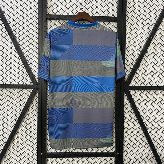 Camiseta de entrenamiento del Real Madrid 2025/2026 - Versión aficionado [Adulto]