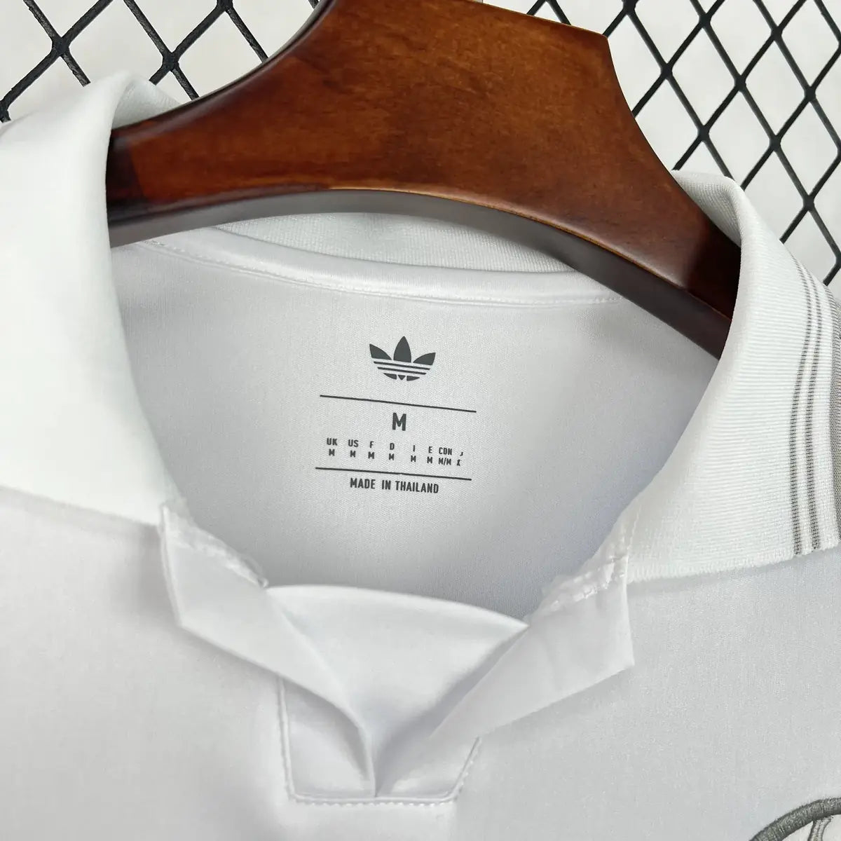 Real Madrid 2026-2027 125th Anniversary Fan Jersey #2 - View 3
