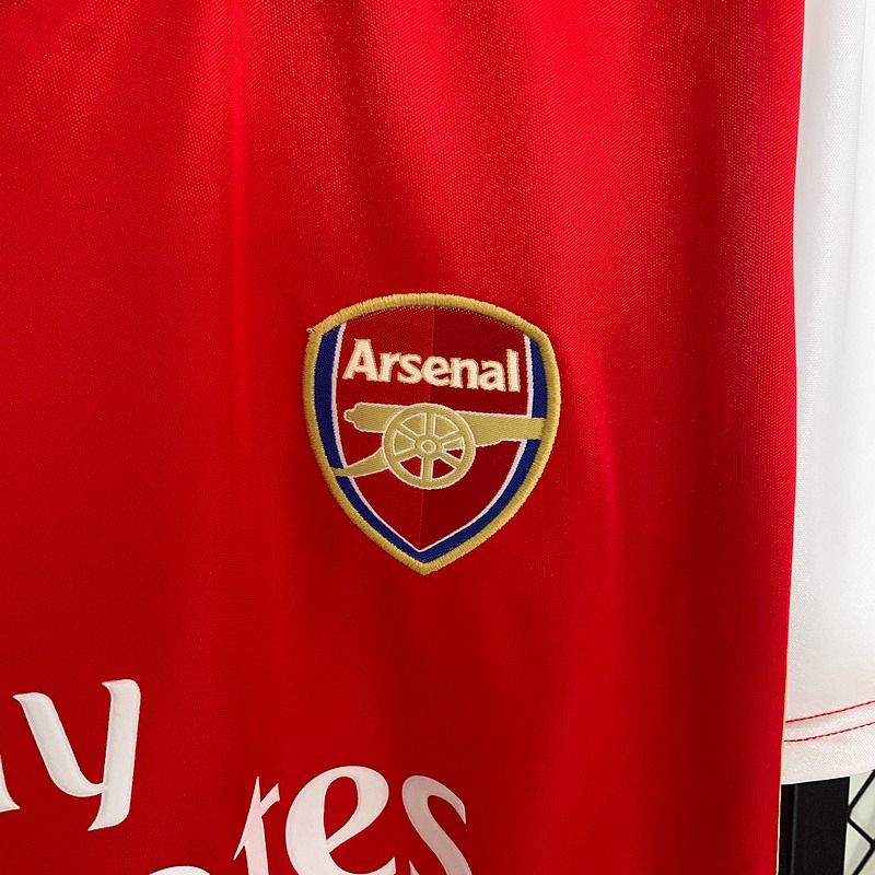 Arsenal FC 2006/2008 Home Retro - Fan Version [Adult]