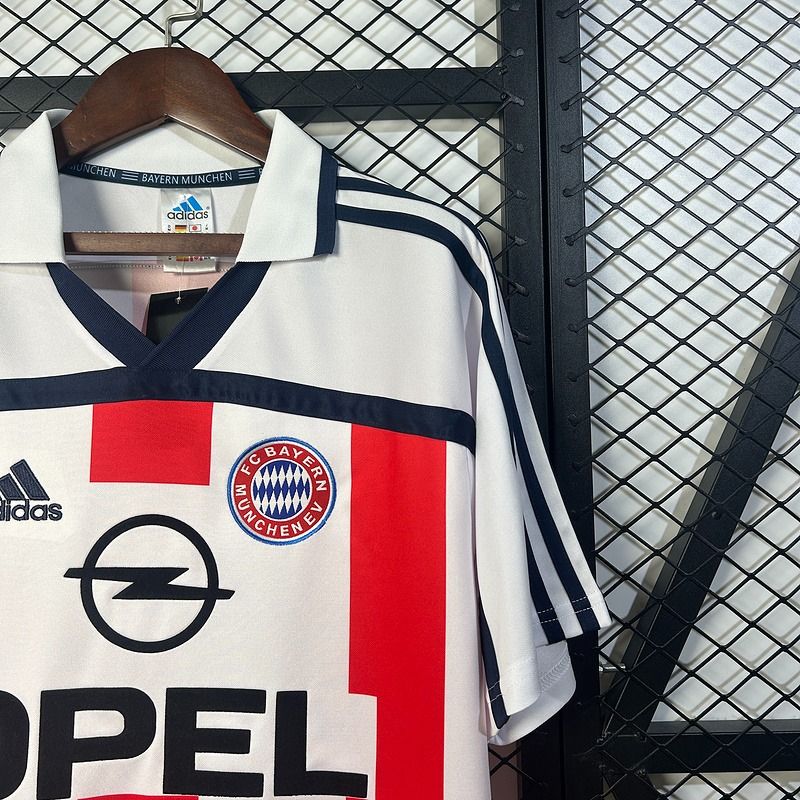 FC Bayern München Retro 2000/2002 Visitante - Versión Aficionado [Adulto]