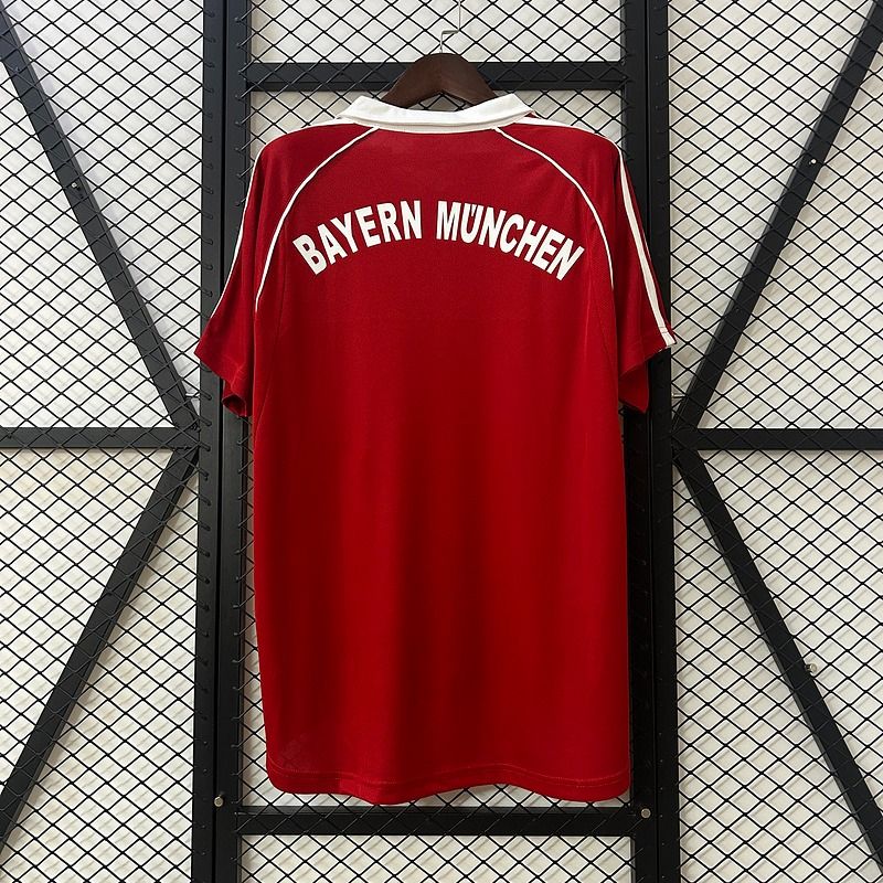 FC Bayern München 2005/2006 Home - Fan Version [Adult]