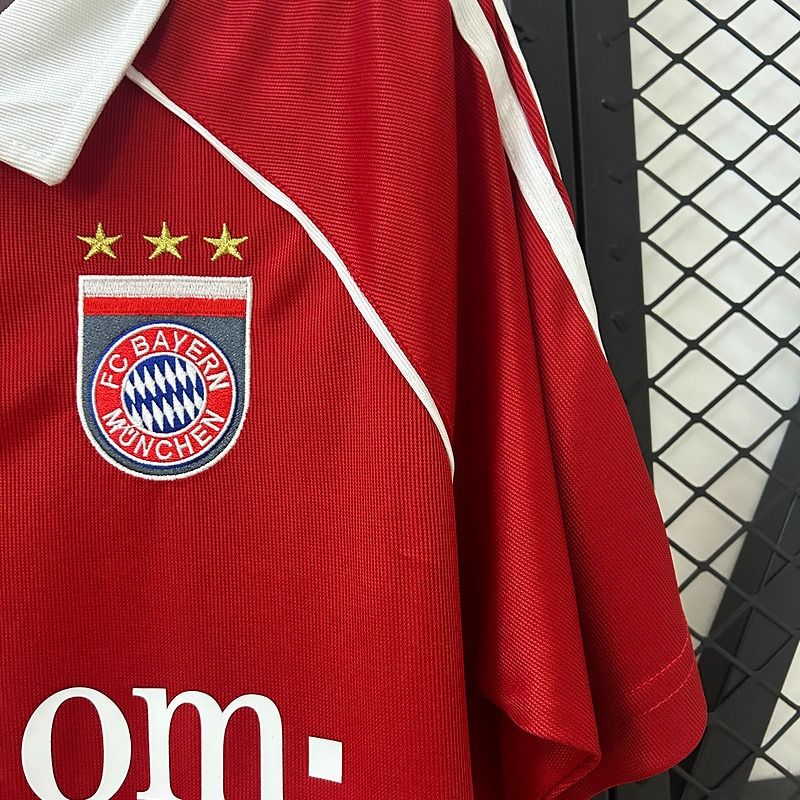 FC Bayern München 2005/2006 Home - Fan Version [Adult]