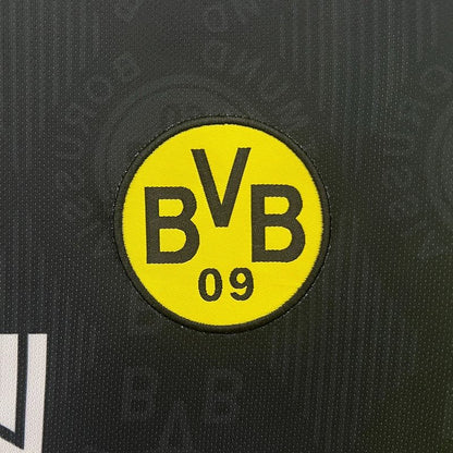 Retro Borussia Dortmund 1996-1997 Away Fan