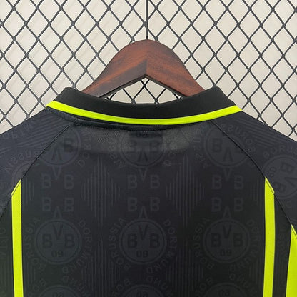 Retro Borussia Dortmund 1996-1997 Away Fan