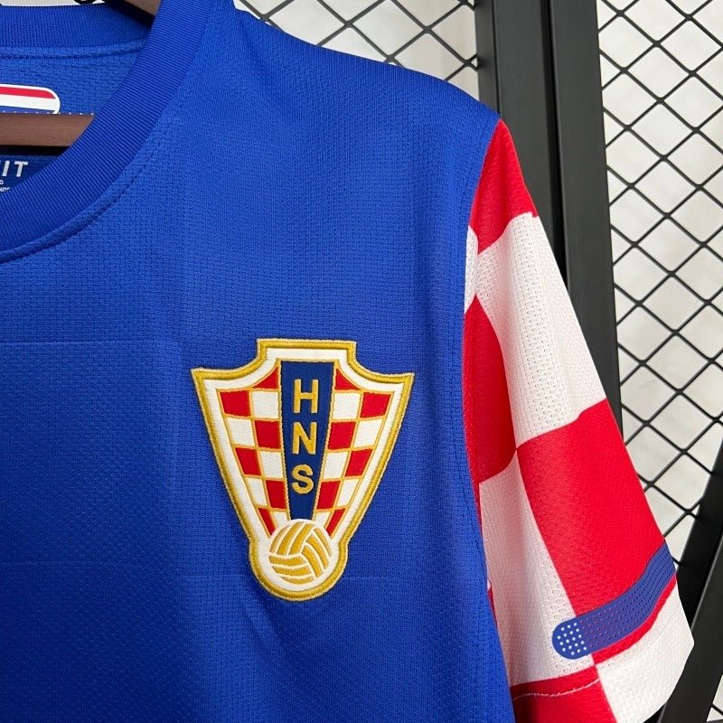 Retro Croatia National Team 2010 Away - Fan Version [Adult]