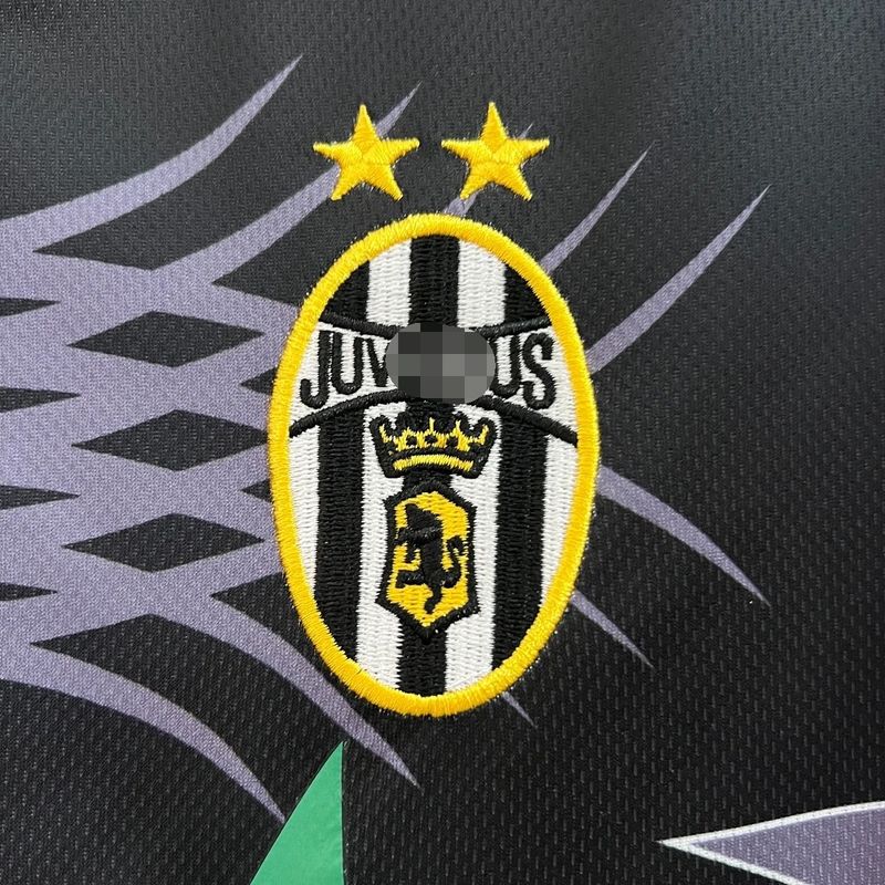 Juventus FC 2001/2002 Retro Visitante - Versión Fan [Adulto]