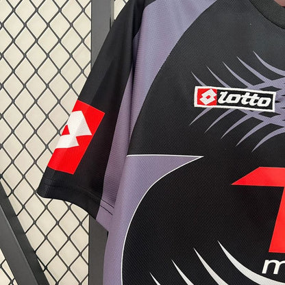 Juventus FC 2001/2002 Away Retro - Fan Version [Adult]