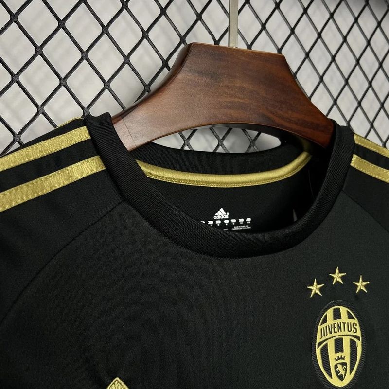 Juventus FC Temporada 2015/2016 Visitante - Versión Aficionado Adulto