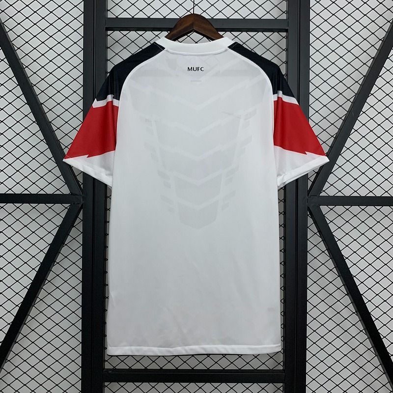 Manchester United 2010/2011 Away - Fan Version [Adult]