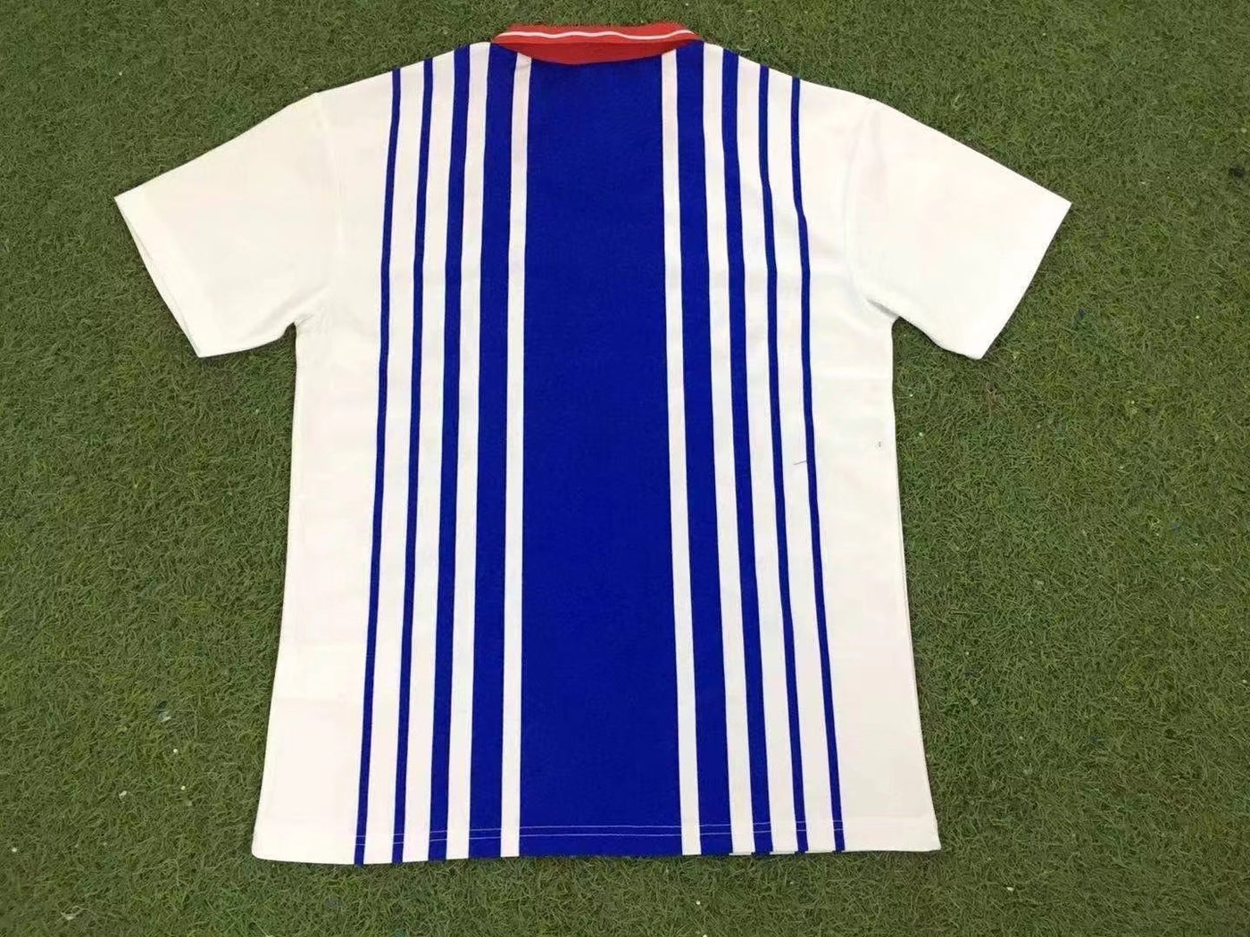 Retro Paris Saint-Germain 1992-1993 Away Fan