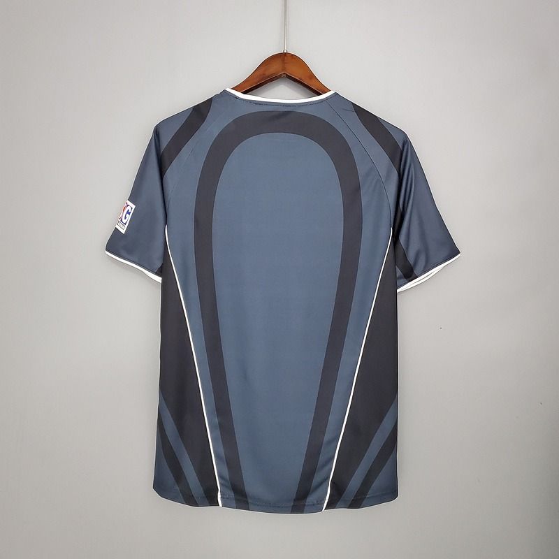 Retro Paris Saint-Germain 2001-2002 Third Fan