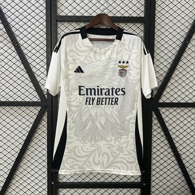 SL Benfica 2025/2026 Entrenamiento - Versión Aficionado [Adulto]