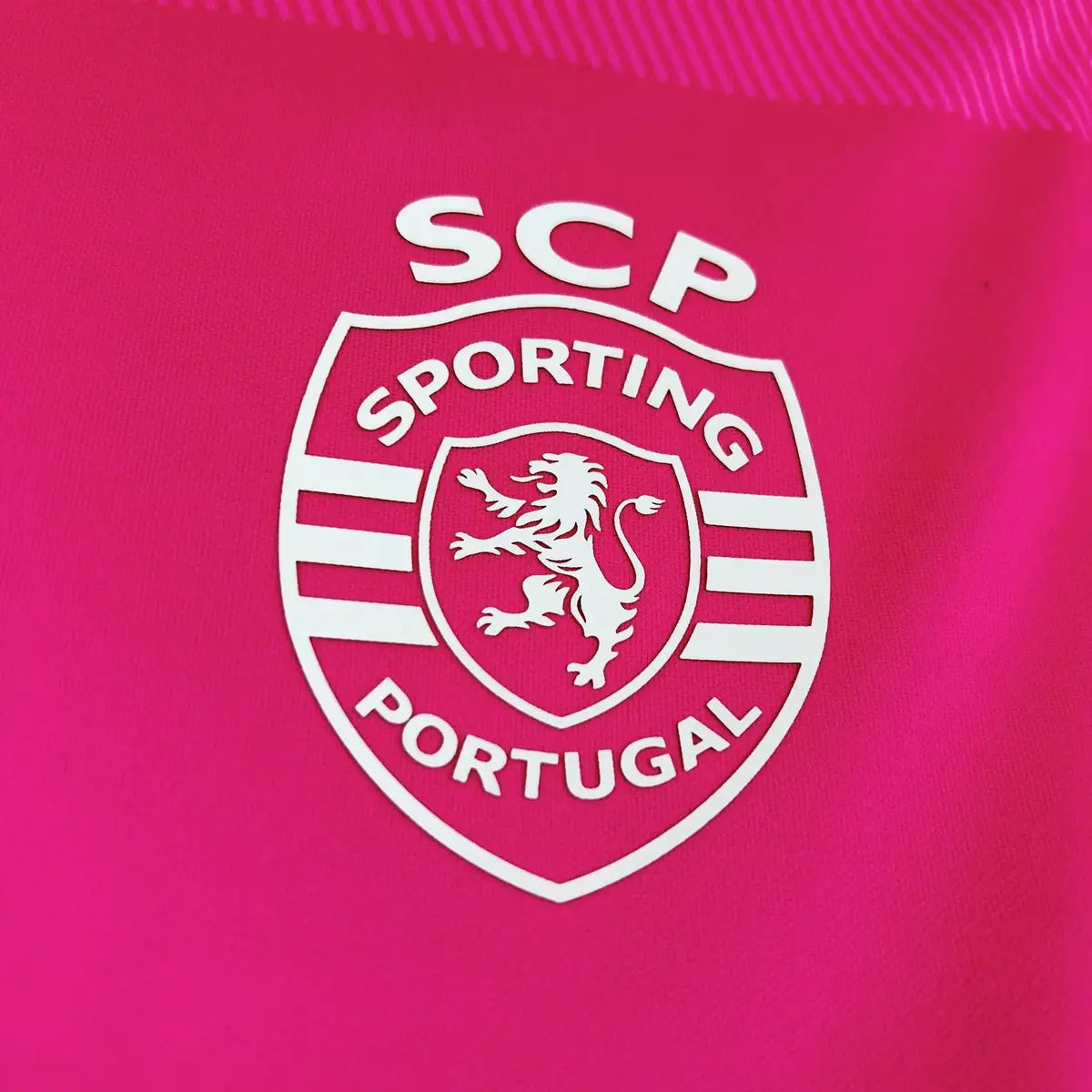 Sporting CP 2026-2027 Pink October Fan Jersey - View 6